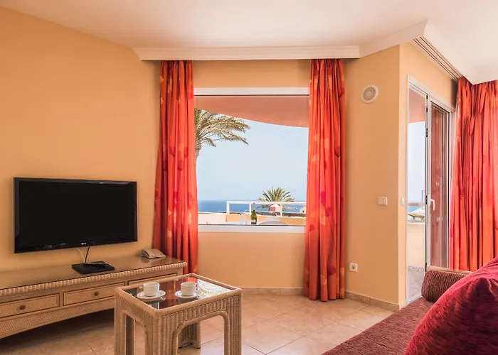 Esmeralda Maris By Livvo Hotel 4*