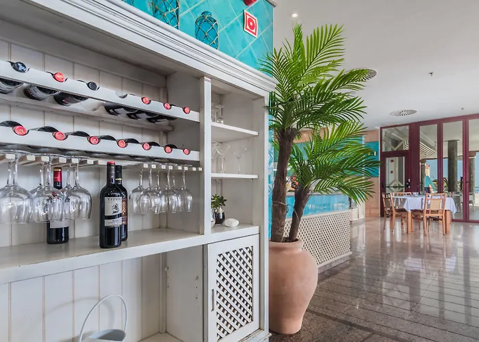 Esmeralda Maris By Livvo