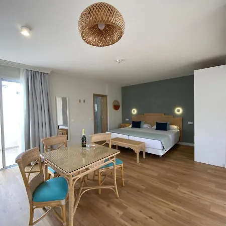 Esmeralda Maris By Livvo 4* コスタ・カルマ