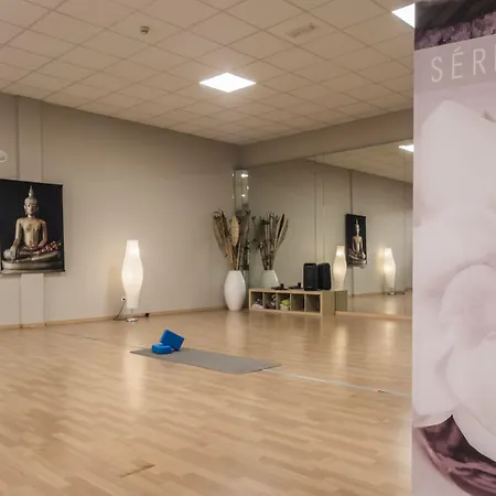 Esmeralda Maris By Livvo