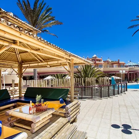 Esmeralda Maris By Livvo