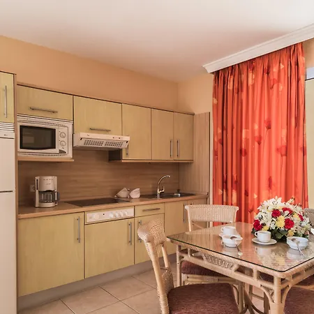 Esmeralda Maris By Livvo 4*