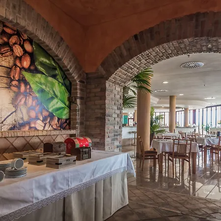 Esmeralda Maris By Livvo Hotel 4*