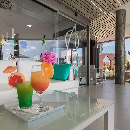 Esmeralda Maris By Livvo Hotell 4*