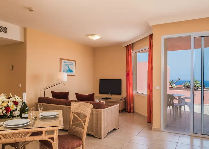 Esmeralda Maris By Livvo 4*