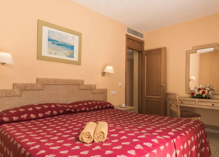 Esmeralda Maris By Livvo Hotel 4*