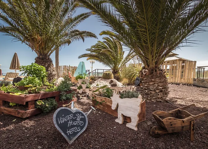 Esmeralda Maris By Livvo