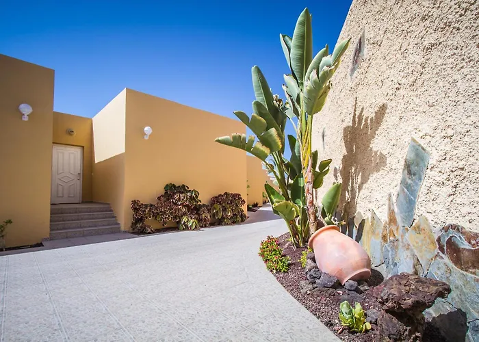 Esmeralda Maris By Livvo